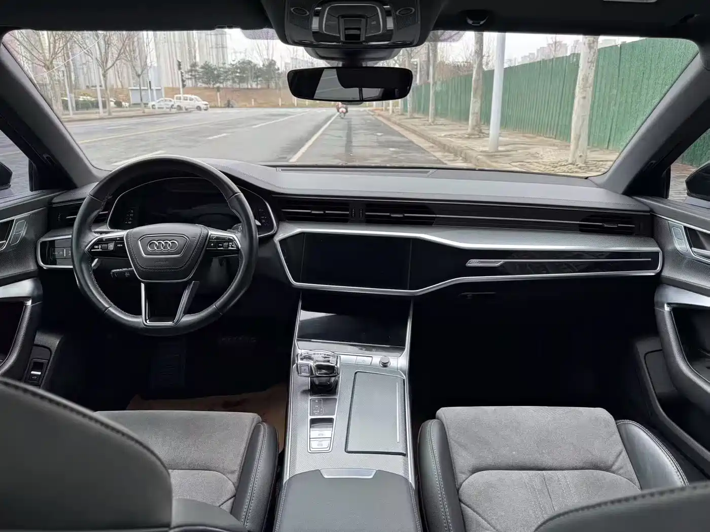 Audi A6L 2023 40 TFSI Luxury Dynamic фото 5