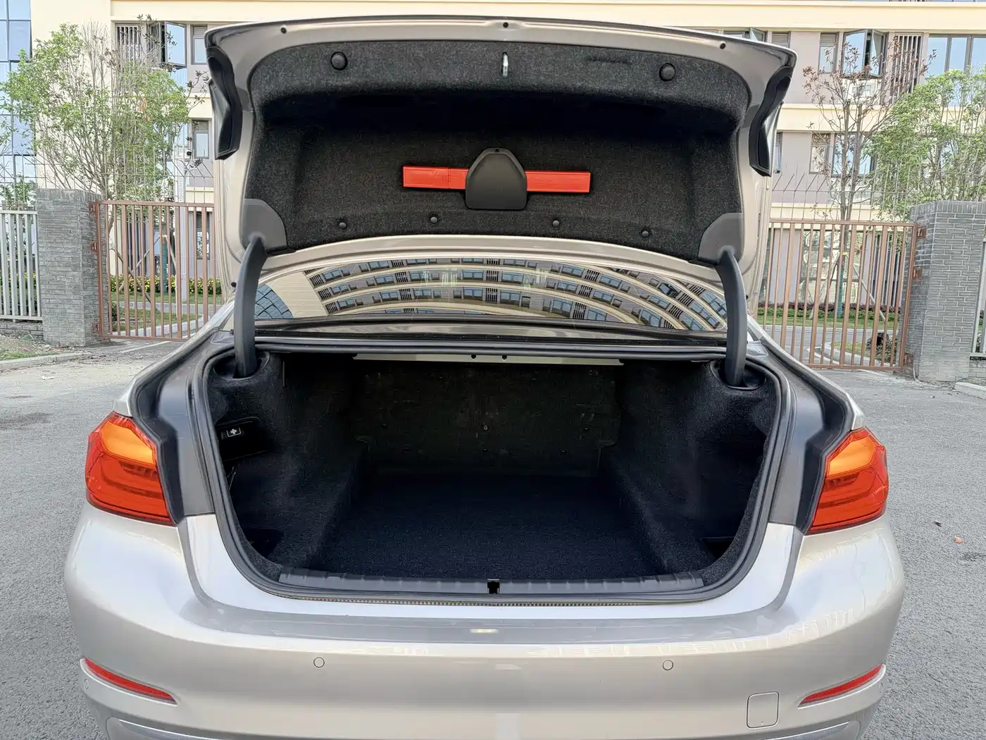BMW 5 Series 2018 525Li Luxury Package фото 14