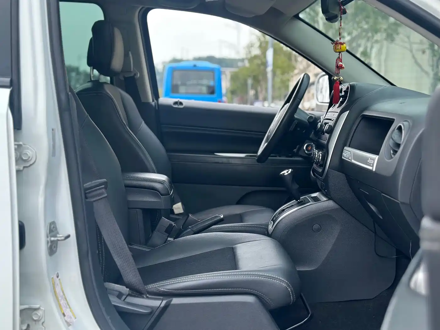 Jeep Compass (Import) 2014 2014 Facelift 2.4L 4WD Comfort Edition