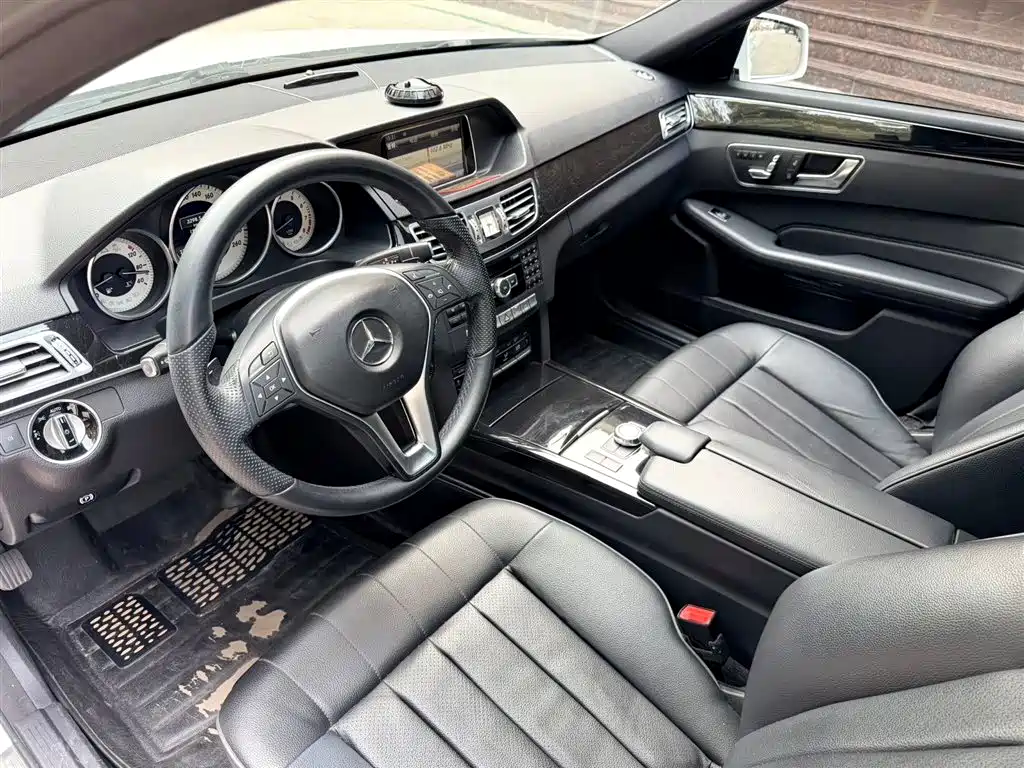Mercedes-Benz E-Class 2015 E 260 L Sport фото 5