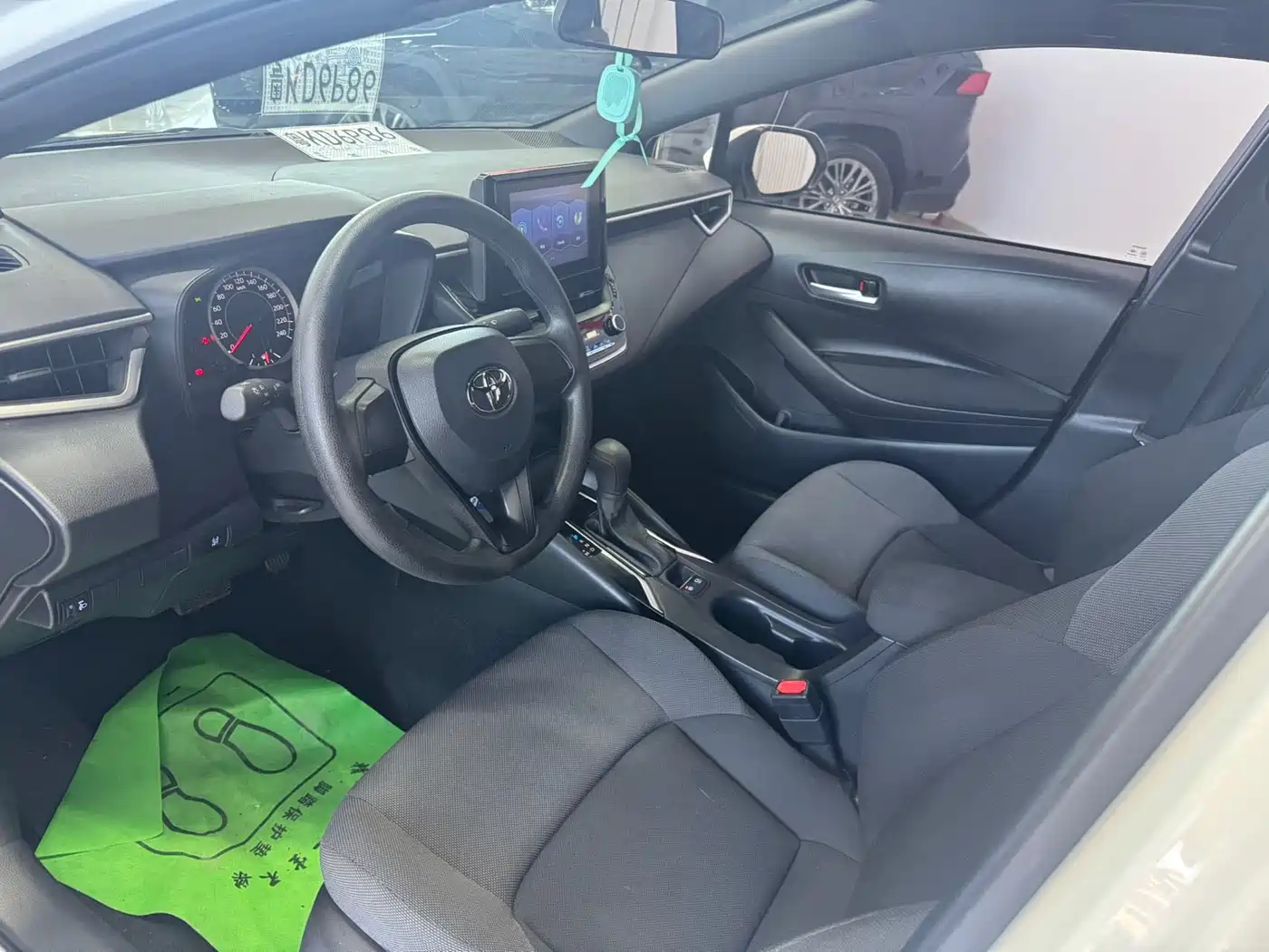 Toyota Levin 2022 TNGA 1.5L CVT Progressive Edition фото 5