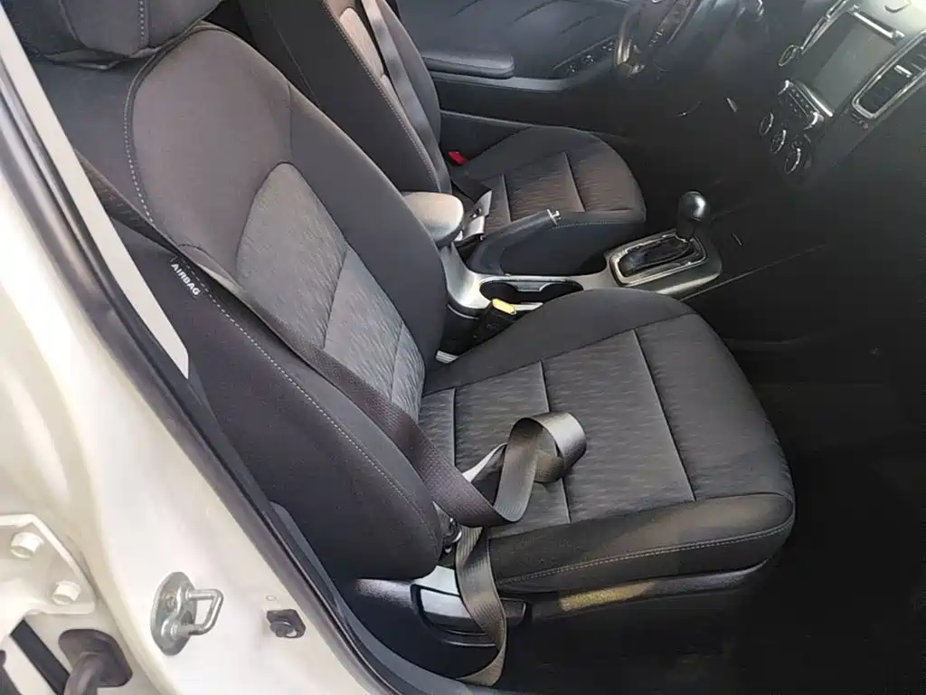 Фото 25 - Kia K3