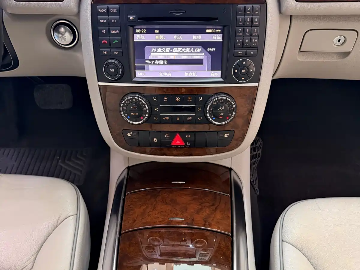 Mercedes-Benz R-Class 2011 R 350 L 4MATIC фото 15