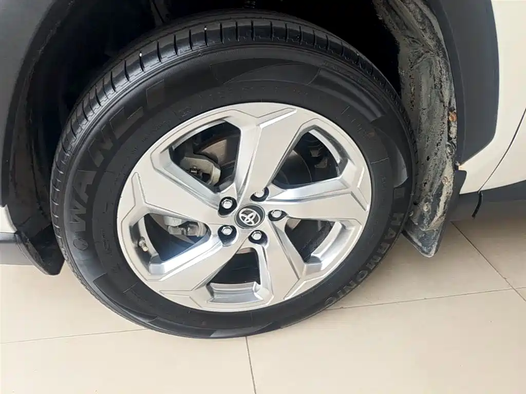 Toyota RAV4 Rongfang 2020 2.0L CVT 2WD Fashion PLUS фото 23
