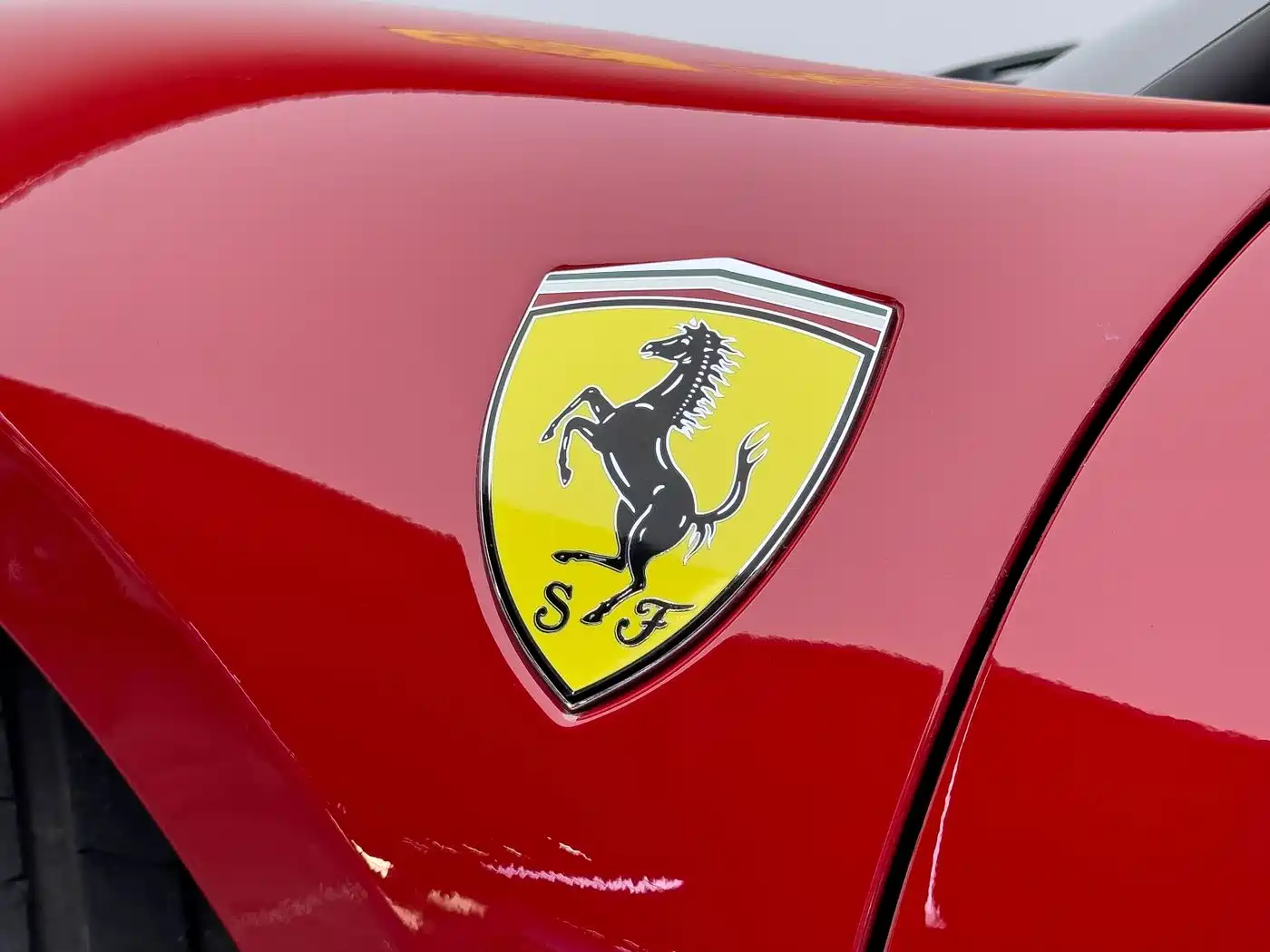 Ferrari F8 2021 2019 Tributo 3.9T V8