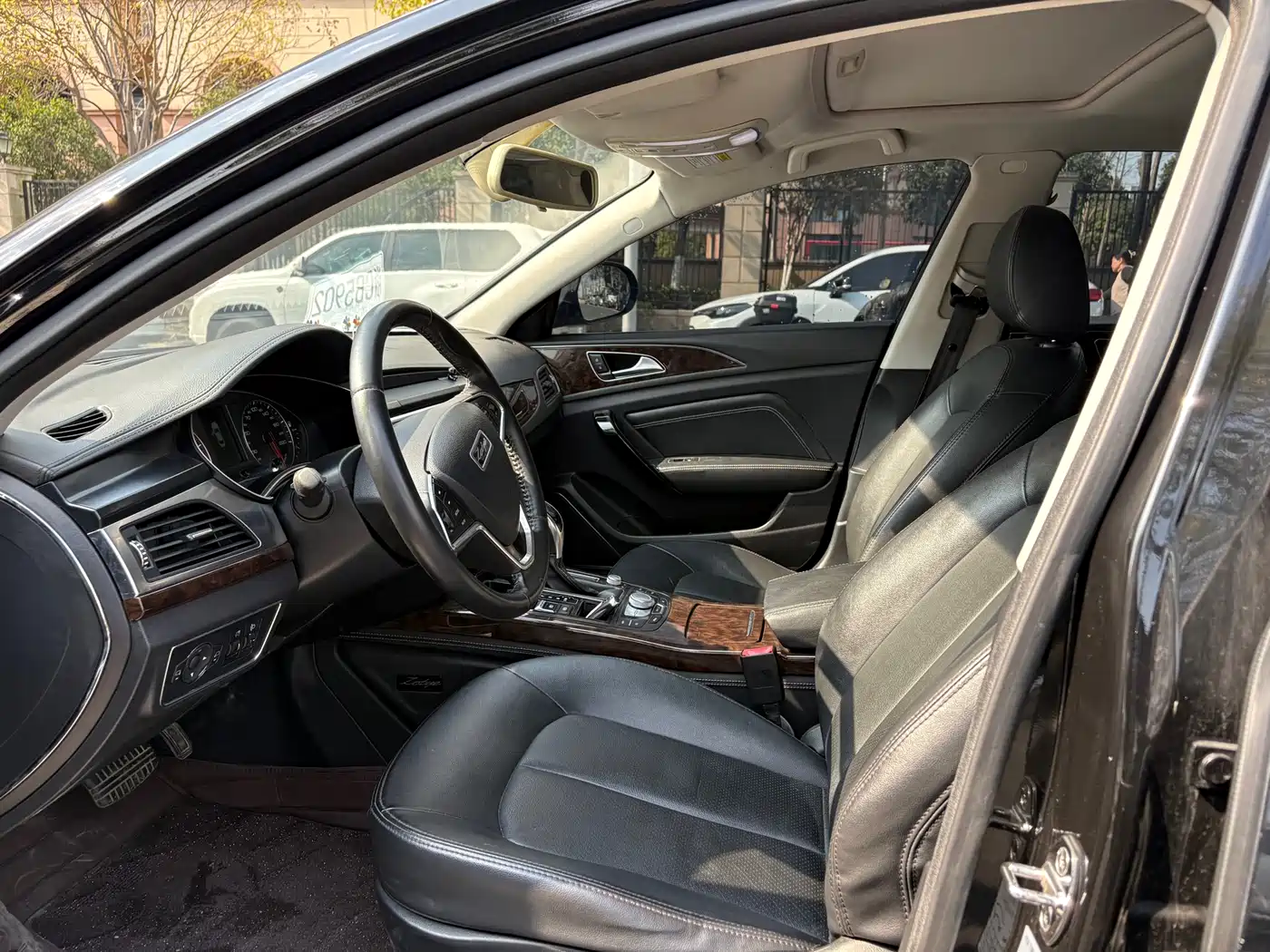 Zotye Z700 2018 2018 Z700H 1.8T DCT Premium