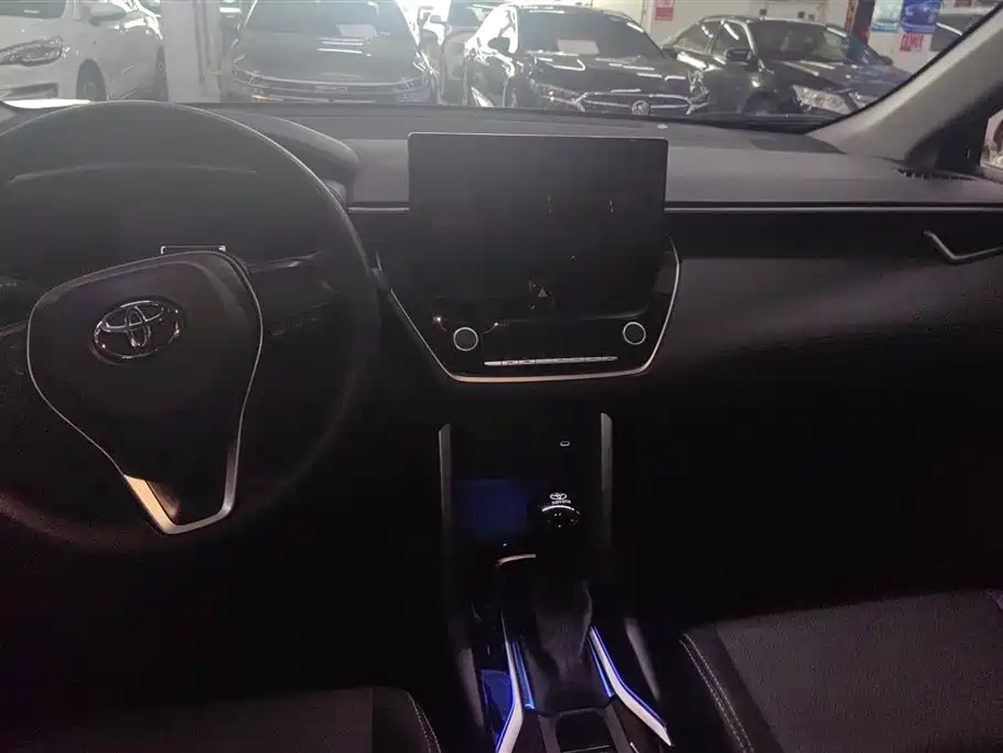 TOYOTA FENGLANDA