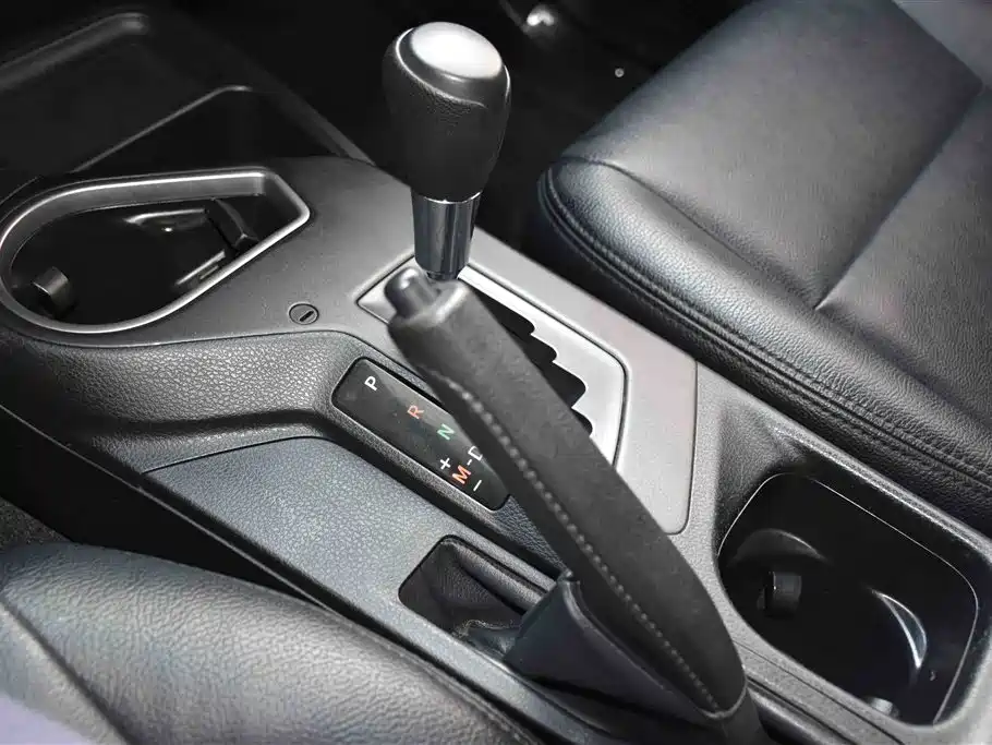 Toyota RAV4 Rongfang 2019 2.0L CVT 2WD Pioneer Edition China VI фото 15