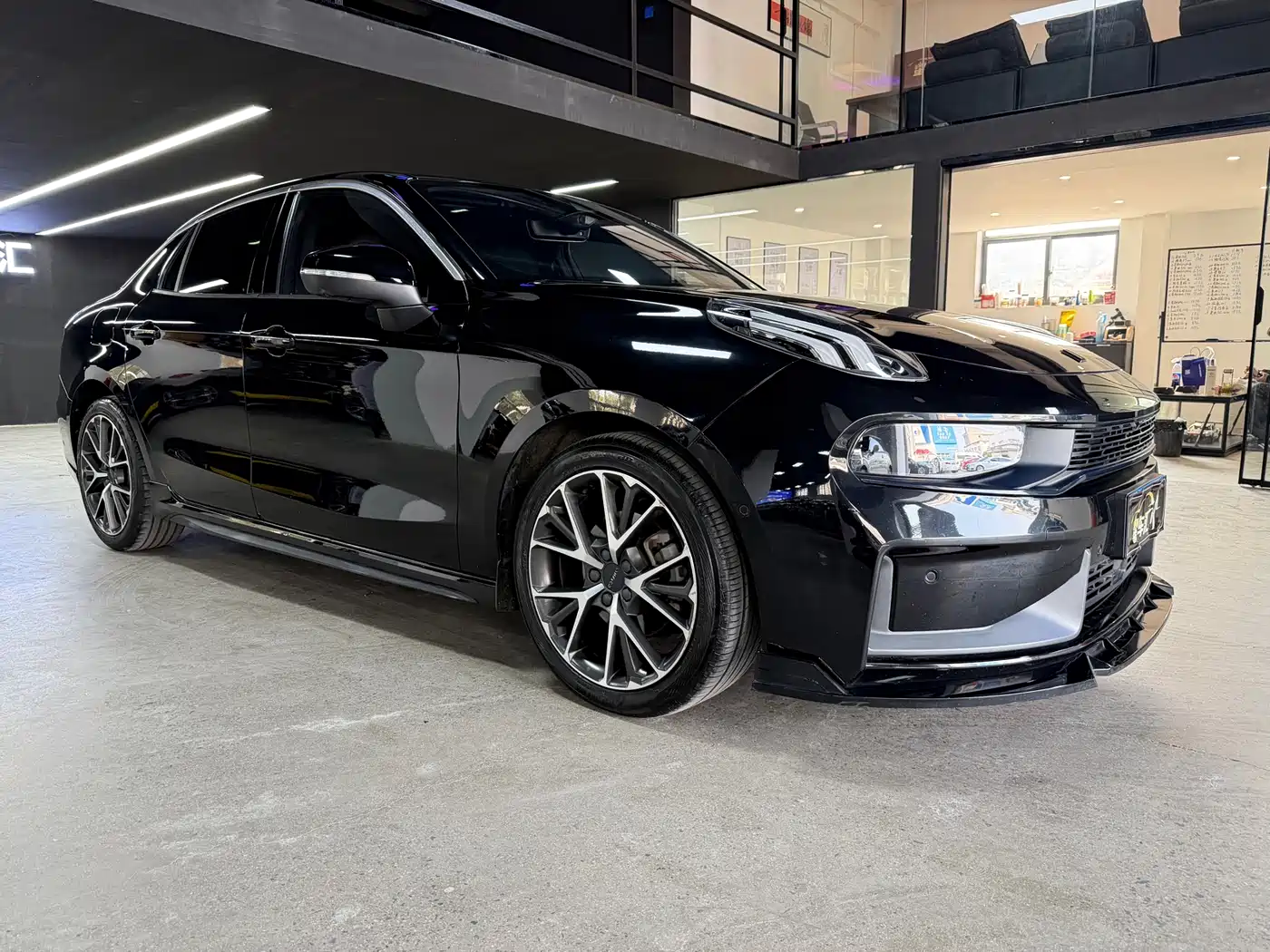Lynk & Co 03 2019 2.0TD Auto Power Pro Version фото 3