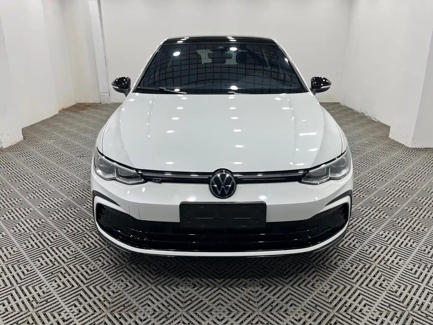 Volkswagen Golf 2021 280TSI DSG R-Line фото 2