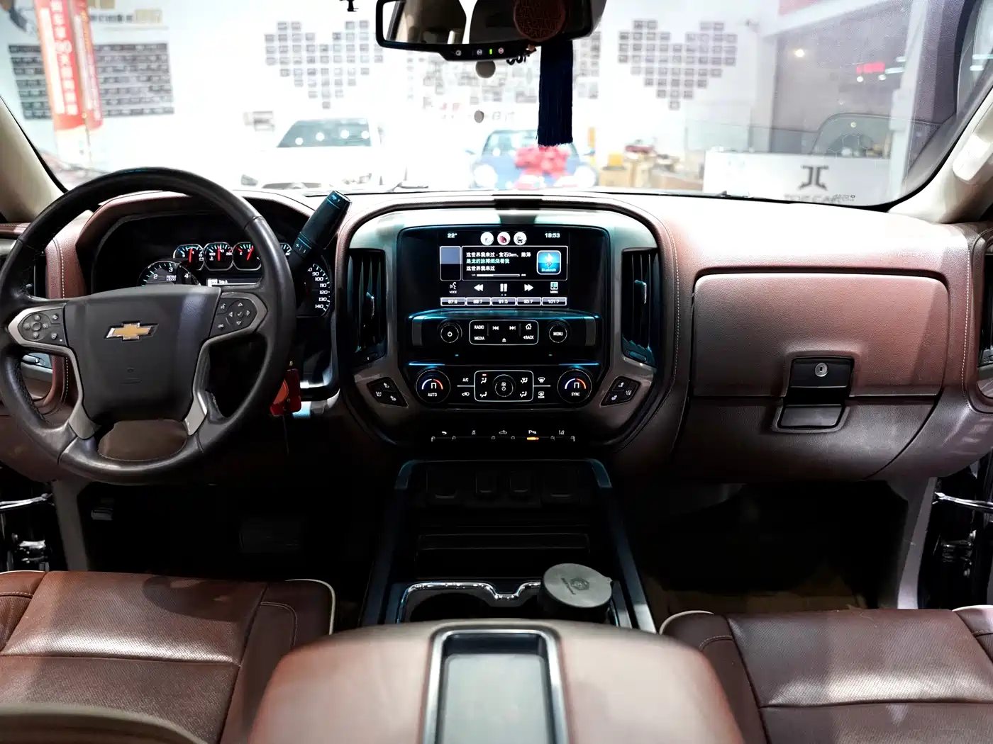 Chevrolet Silverado 2017 6.2L LTZ+ Z71 MidNight Phantom Edition фото 17