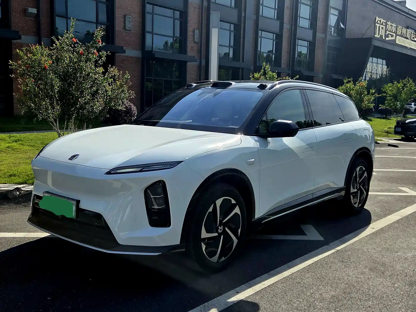 NIO ES6 2025