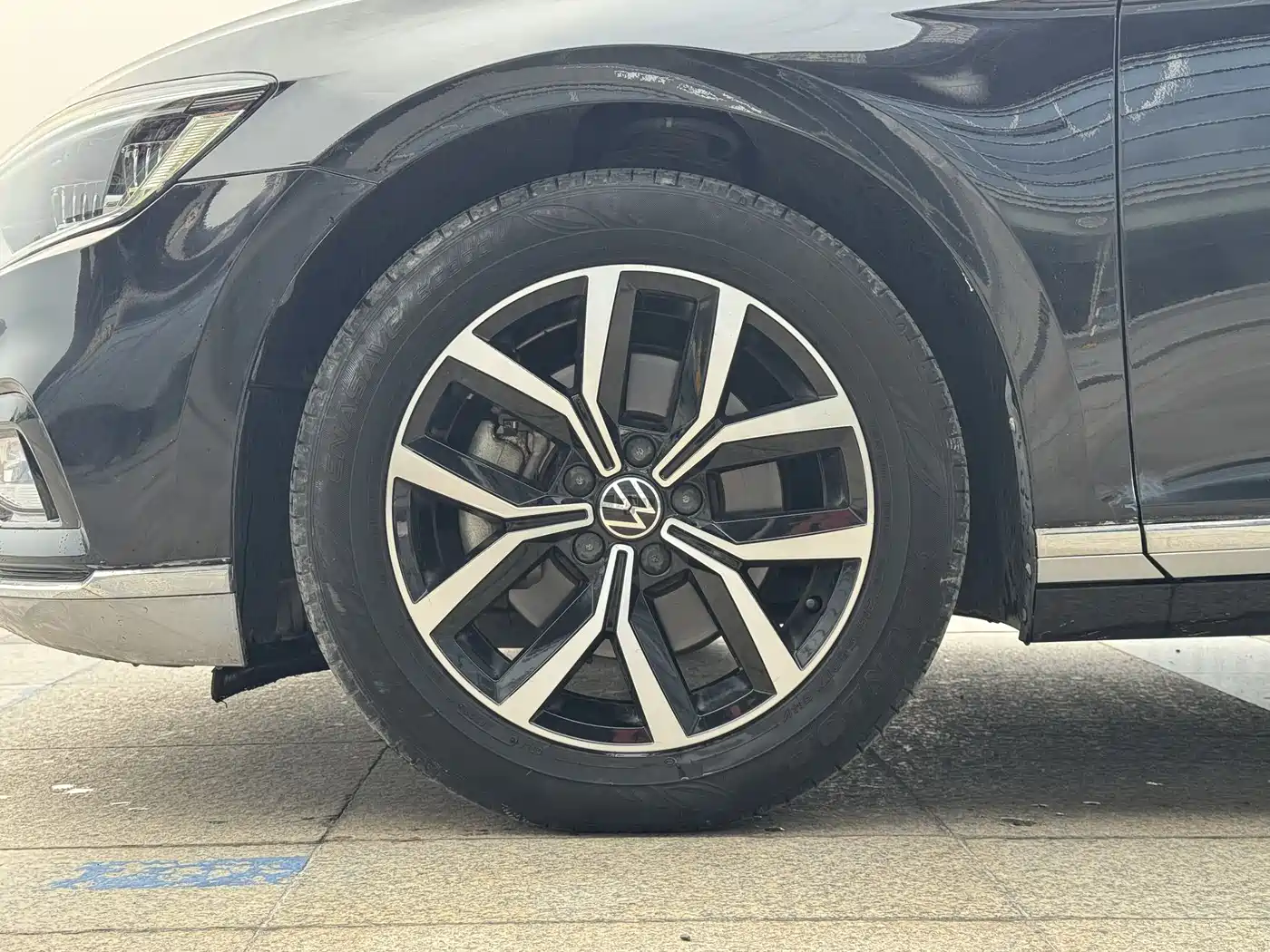 Volkswagen Magotan 2020 330TSI DSG Leading фото 8