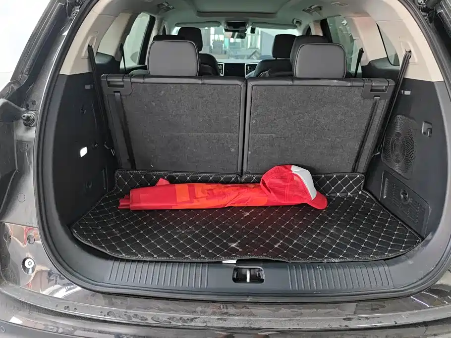 Hongqi HS7 PHEV 2025 2024 2.0T PHEV 4WD Flagship Edition 6-seater
