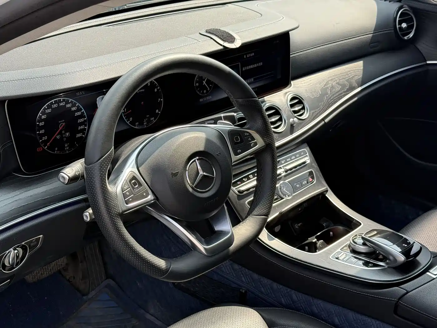 Mercedes-Benz E-Class 2018 E 300 L Sport Fashion фото 9