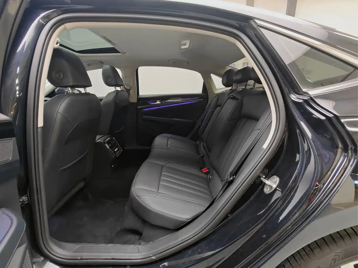 Volkswagen Passat 2026 2023 280TSI Business Edition