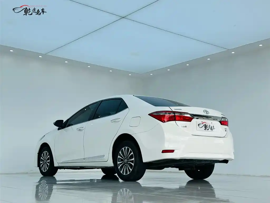 Toyota Corolla 2018 1.2T S-CVT GL-i Smart Shine Edition фото 5