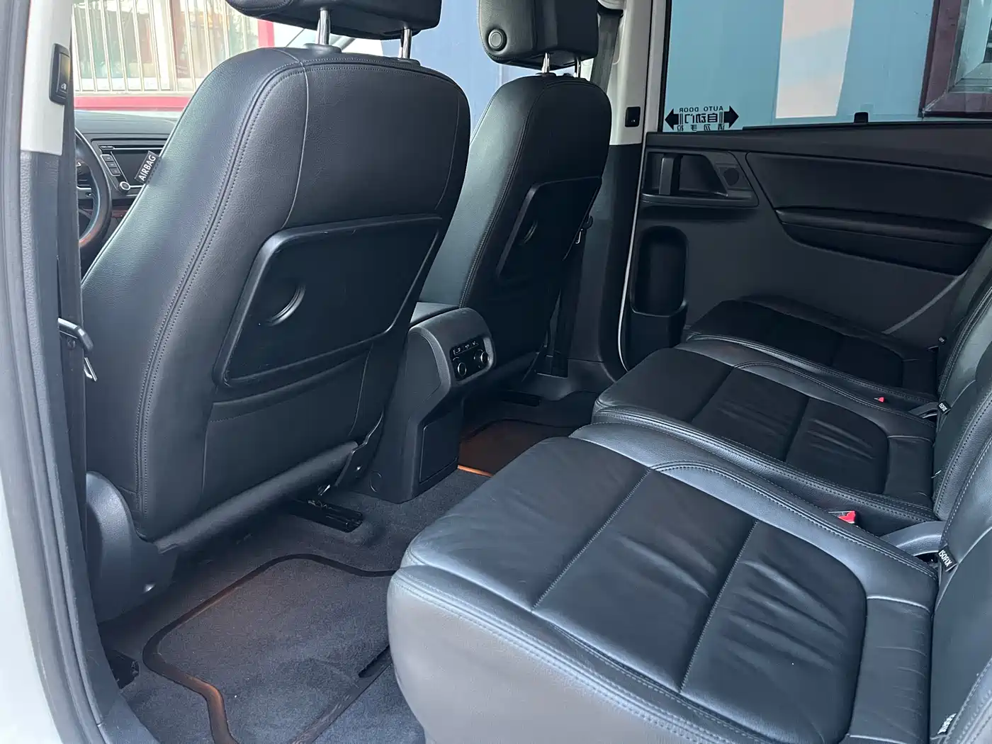 Volkswagen Sharan 2013 1.8TSI Comfort Euro IV фото 9