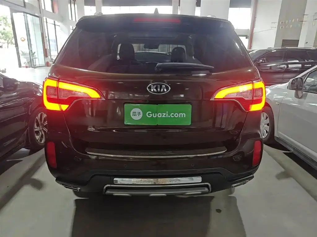 Kia Sorento 2015 2013 2.4L 5-seat Gasoline Luxury Edition