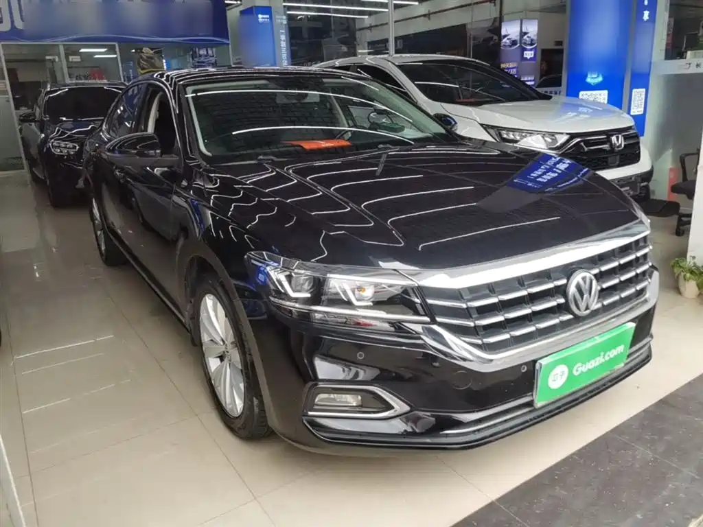 Volkswagen Passat 2019 330TSI Elite Version China VI фото 4