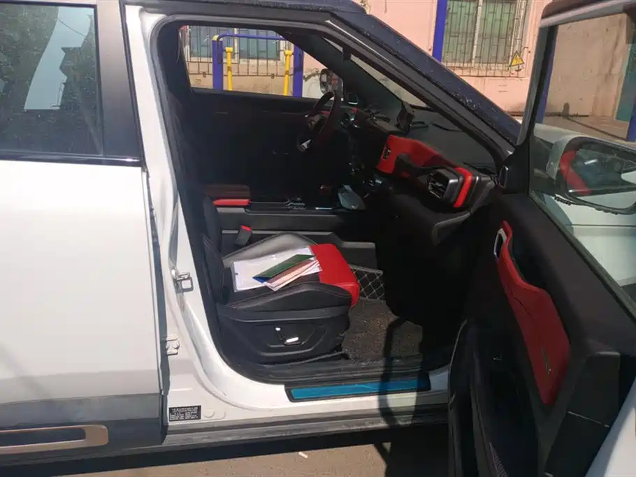 GEELY AUTOMOBILE GEELY ICON