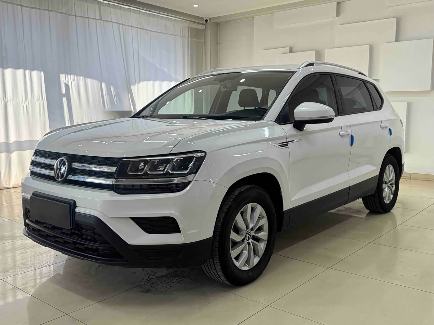 Volkswagen Tharu