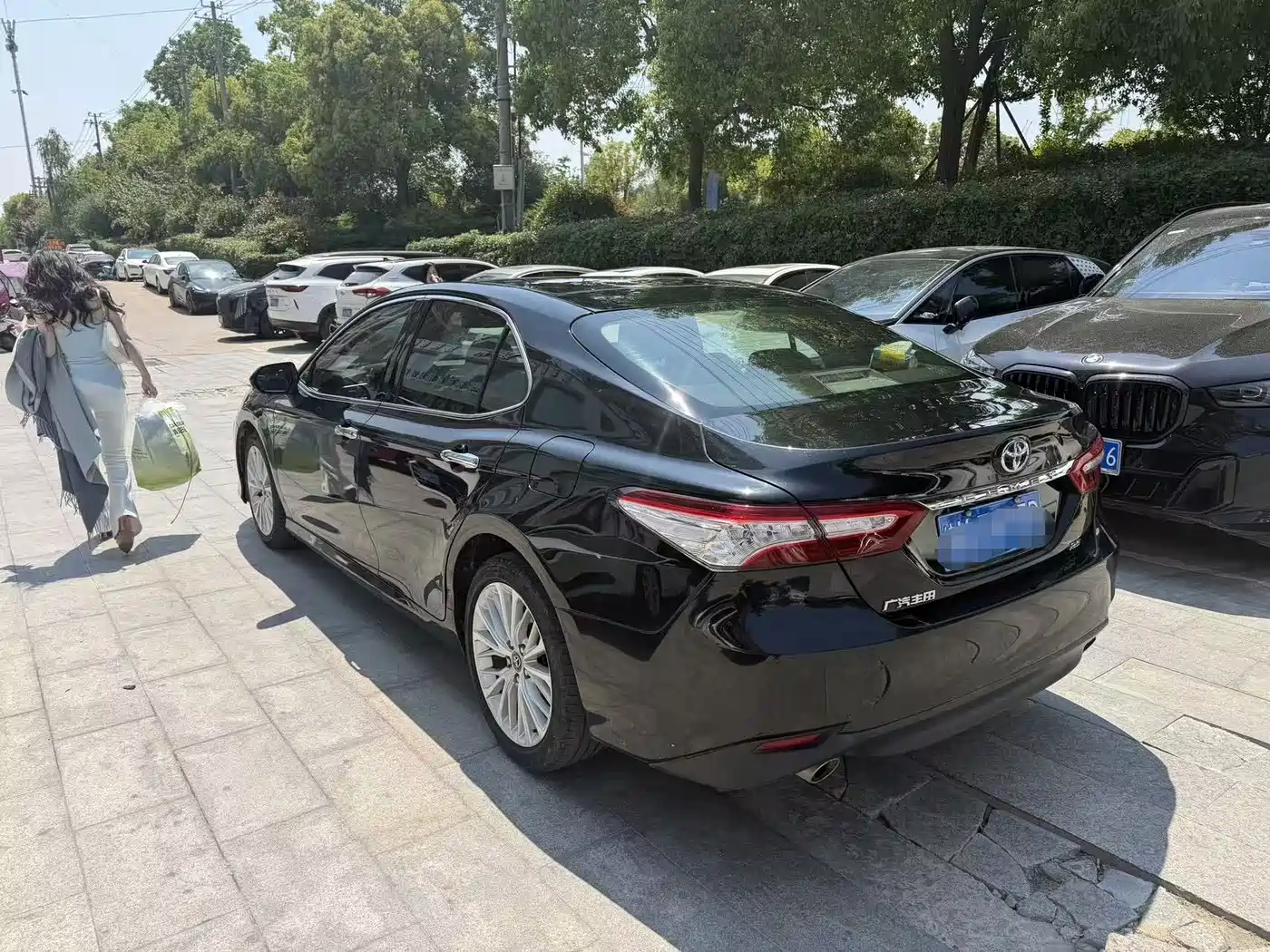 Toyota Camry 2021 2.5G Luxury Edition фото 9