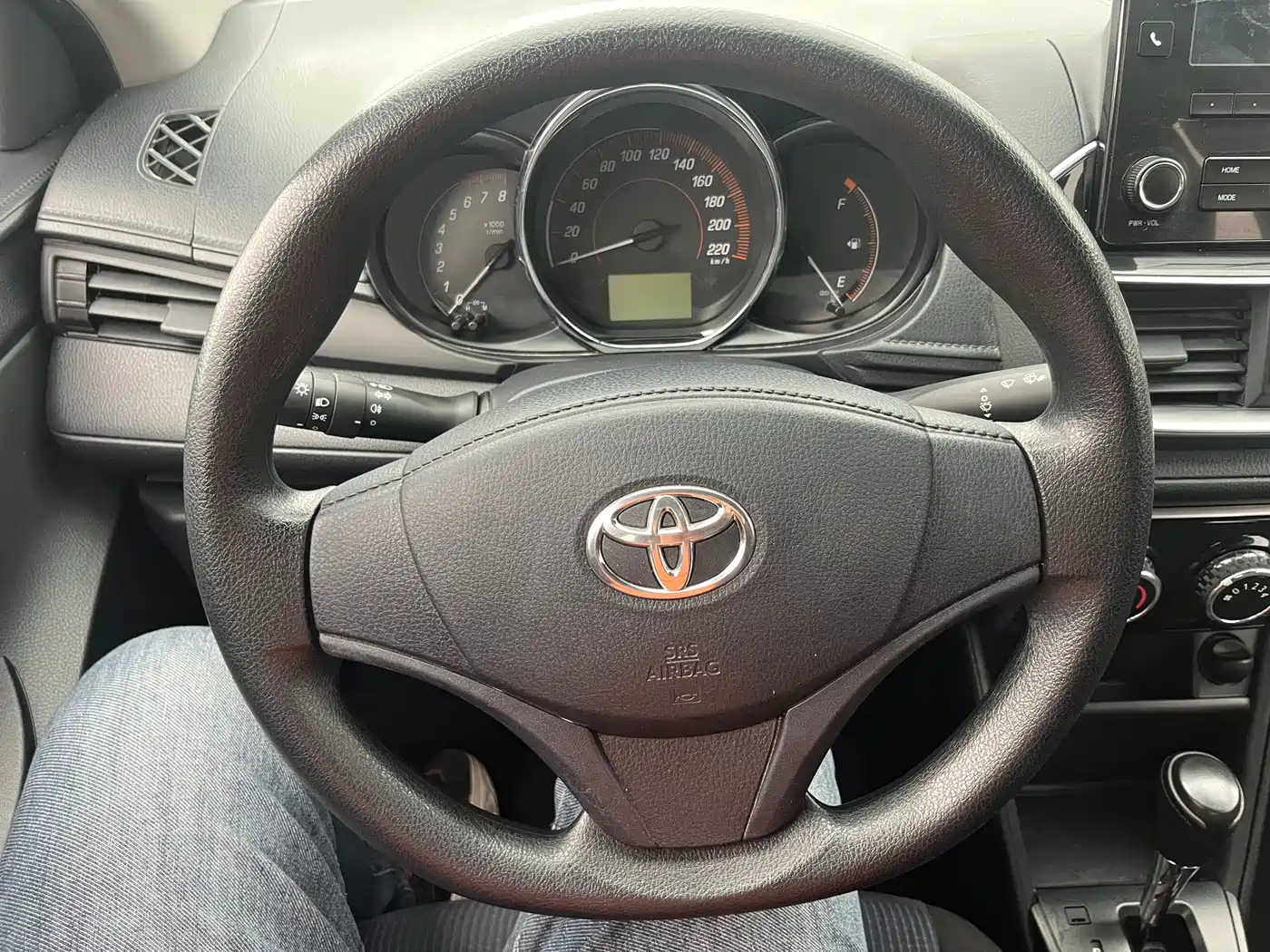 Toyota YARiS L Zhi Xiang 2021 1.5L CVT Leading Edition фото 15