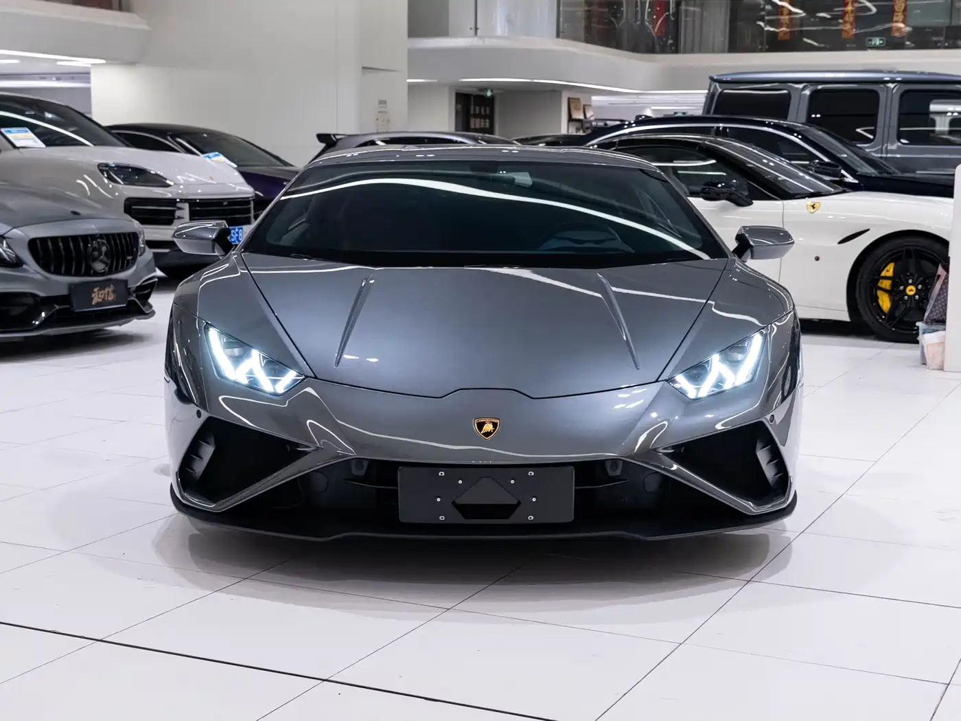 Lamborghini Huracán 2020 Huracán EVO RWD фото 2