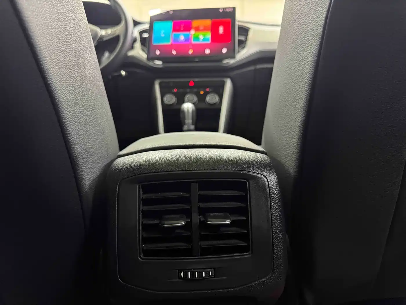Volkswagen T-ROC 2022 280TSI DSG 2WD Elite PLUS фото 18