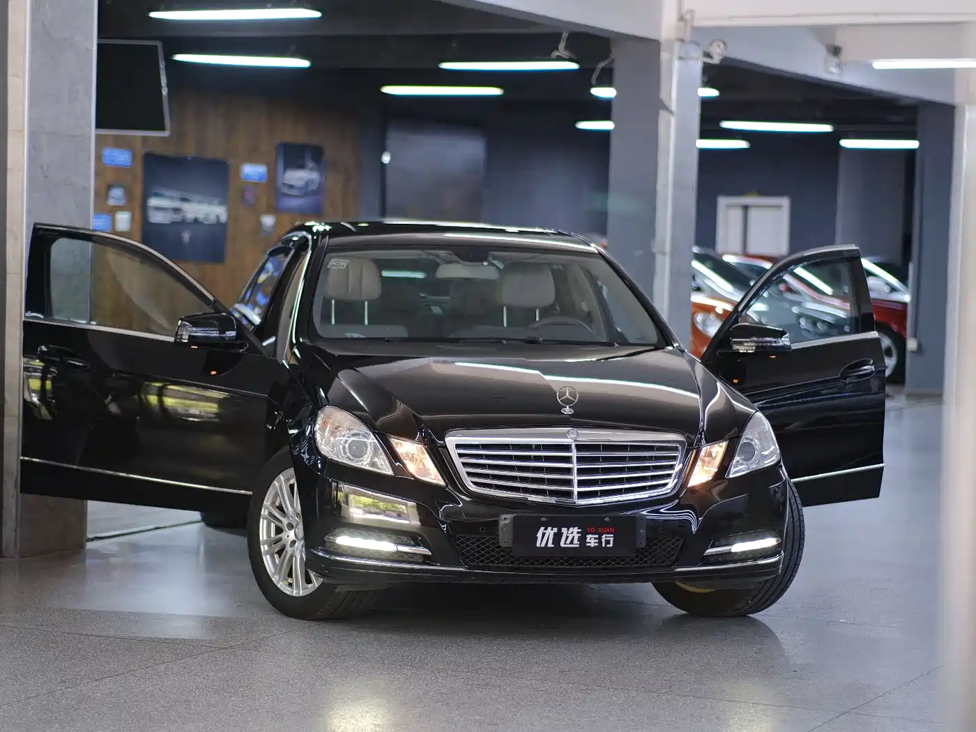 Mercedes-Benz E-Class 2012 E 200 L CGI Elegance
