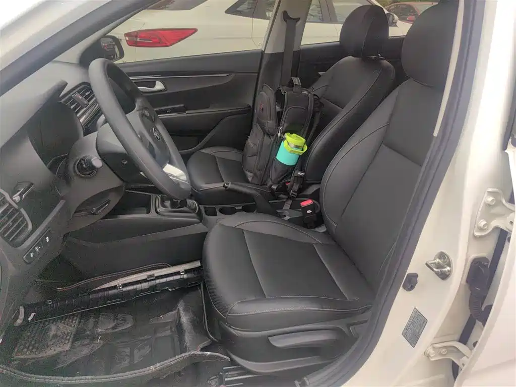 Kia K2 2017 Sedan 1.4L MT 15th Anniversary Special Edition GLS фото 15
