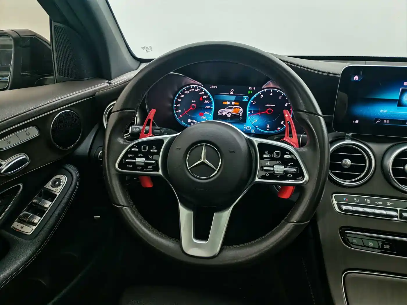 Mercedes-Benz GLC 2021 GLC 260 L 4MATIC Sporty фото 6
