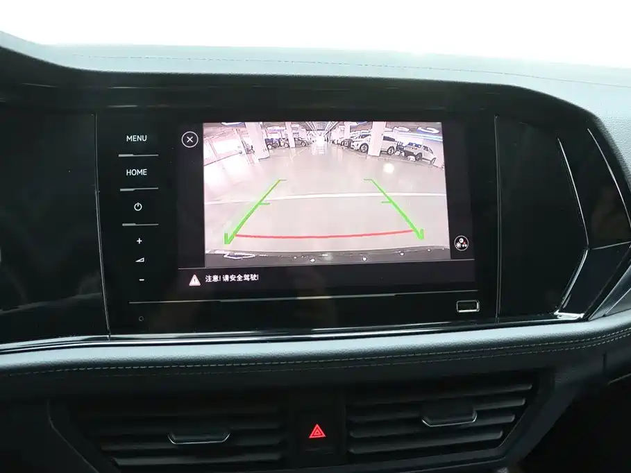 Volkswagen Sagitar 2021 280TSI DSG Surpassing Edition фото 10