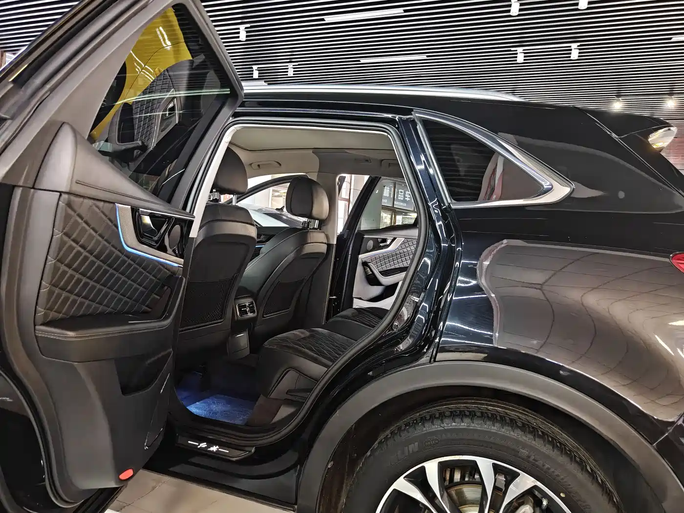 Hongqi HS5 2019 2.0T Smart Connect Joy Edition фото 15