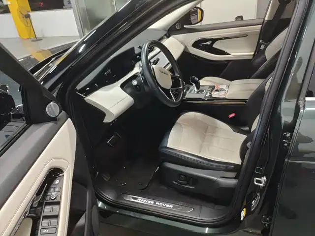 Land Rover Range Rover Evoque 2022 Facelift Range Rover Evoque L 249PS R-Dynamic Luxury — фото 4