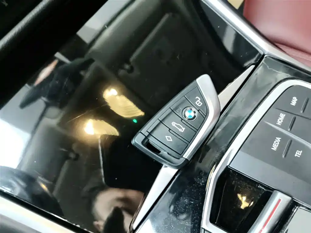 BMW i3 2022 eDrive 35 L фото 9