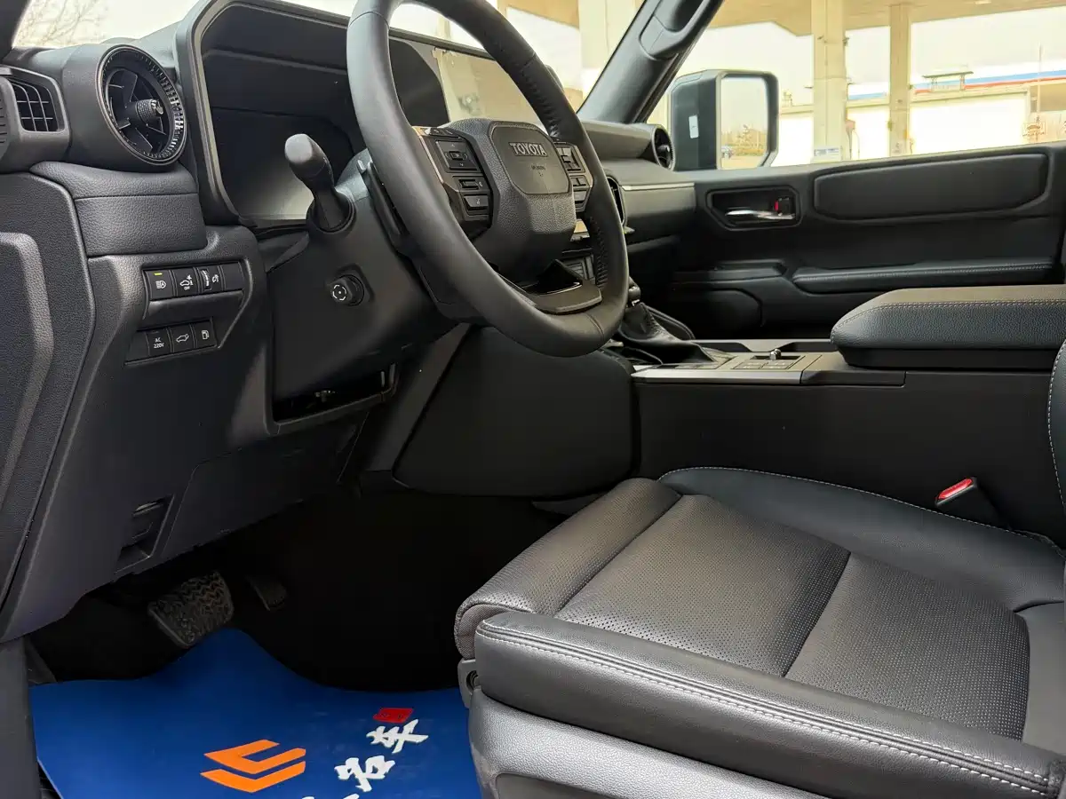 Toyota Prado 2025 2.4T Wild WX Edition 6-Seater фото 10