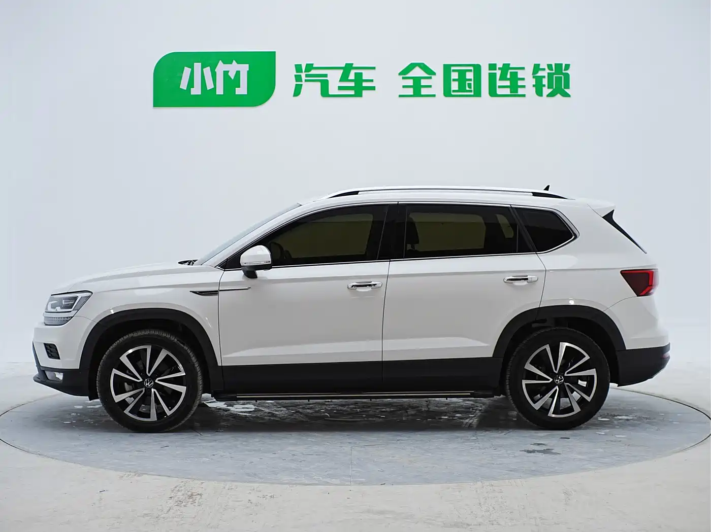 Volkswagen Tharu 2022 280TSI FWD Luxury Edition фото 5