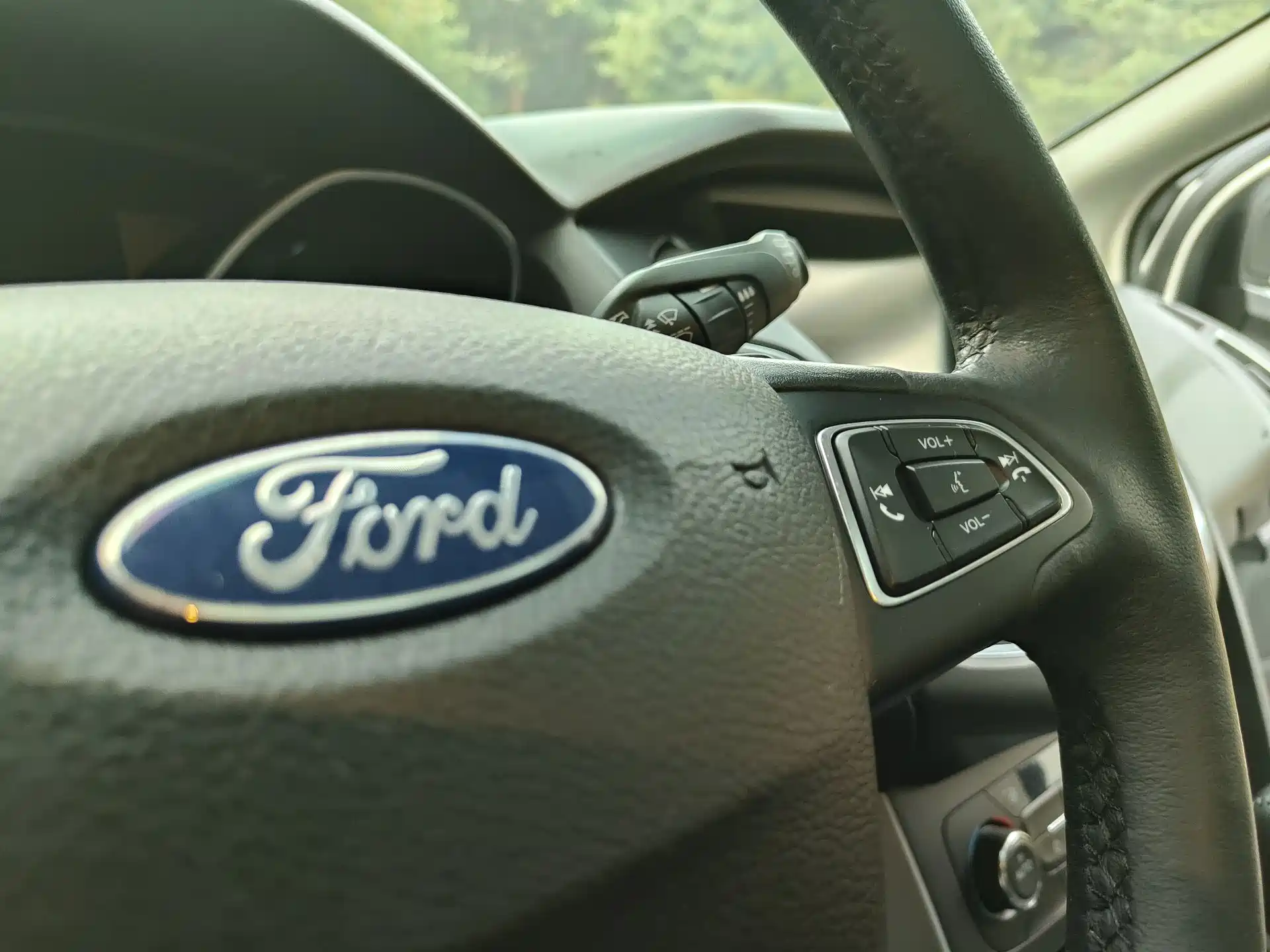 Фото 13 - Ford Focus