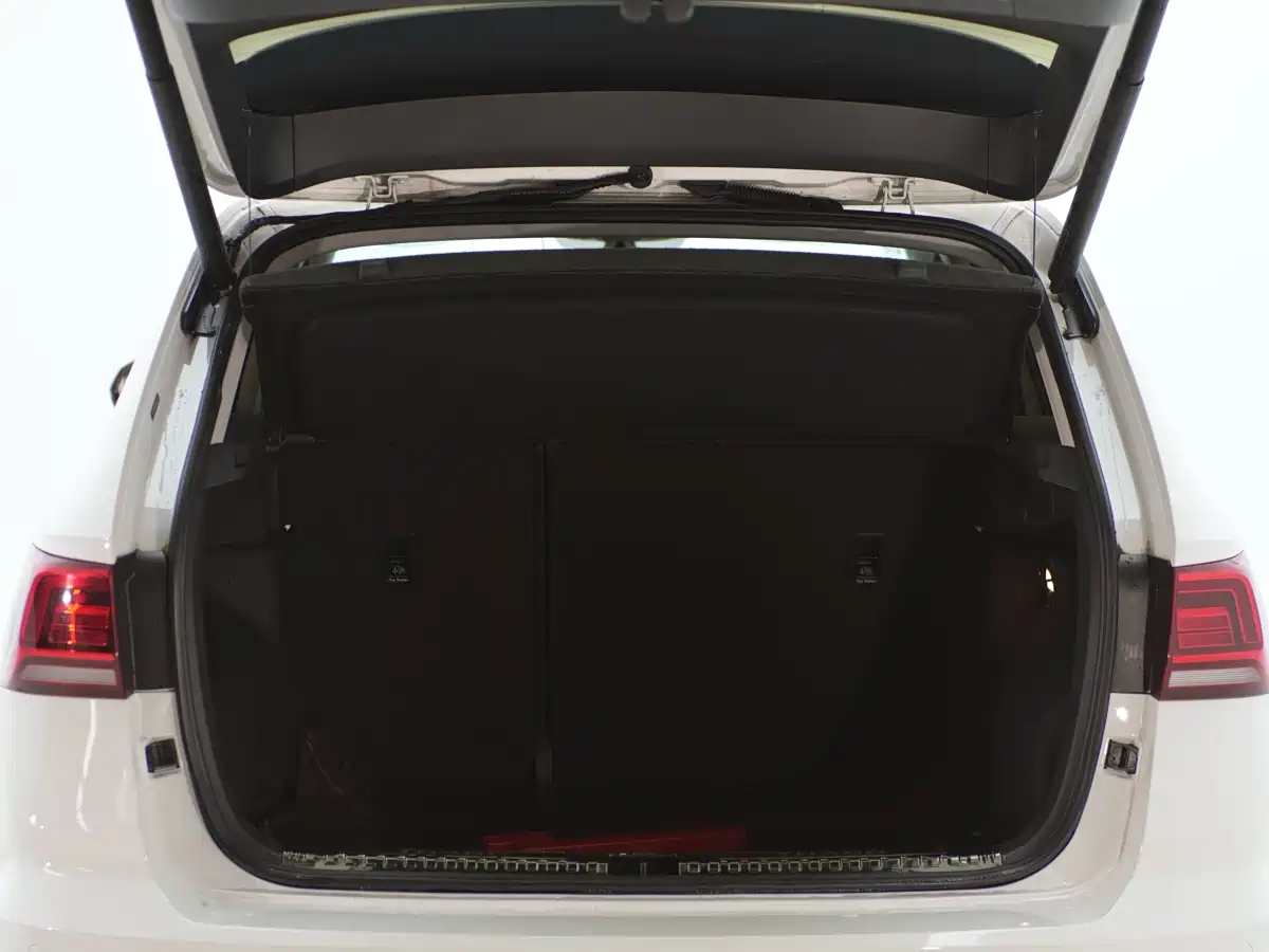 Volkswagen Tharu 2022 280TSI FWD Luxury Edition фото 15