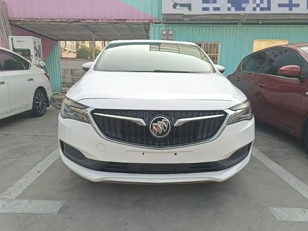 Фото 3 - Buick GL6