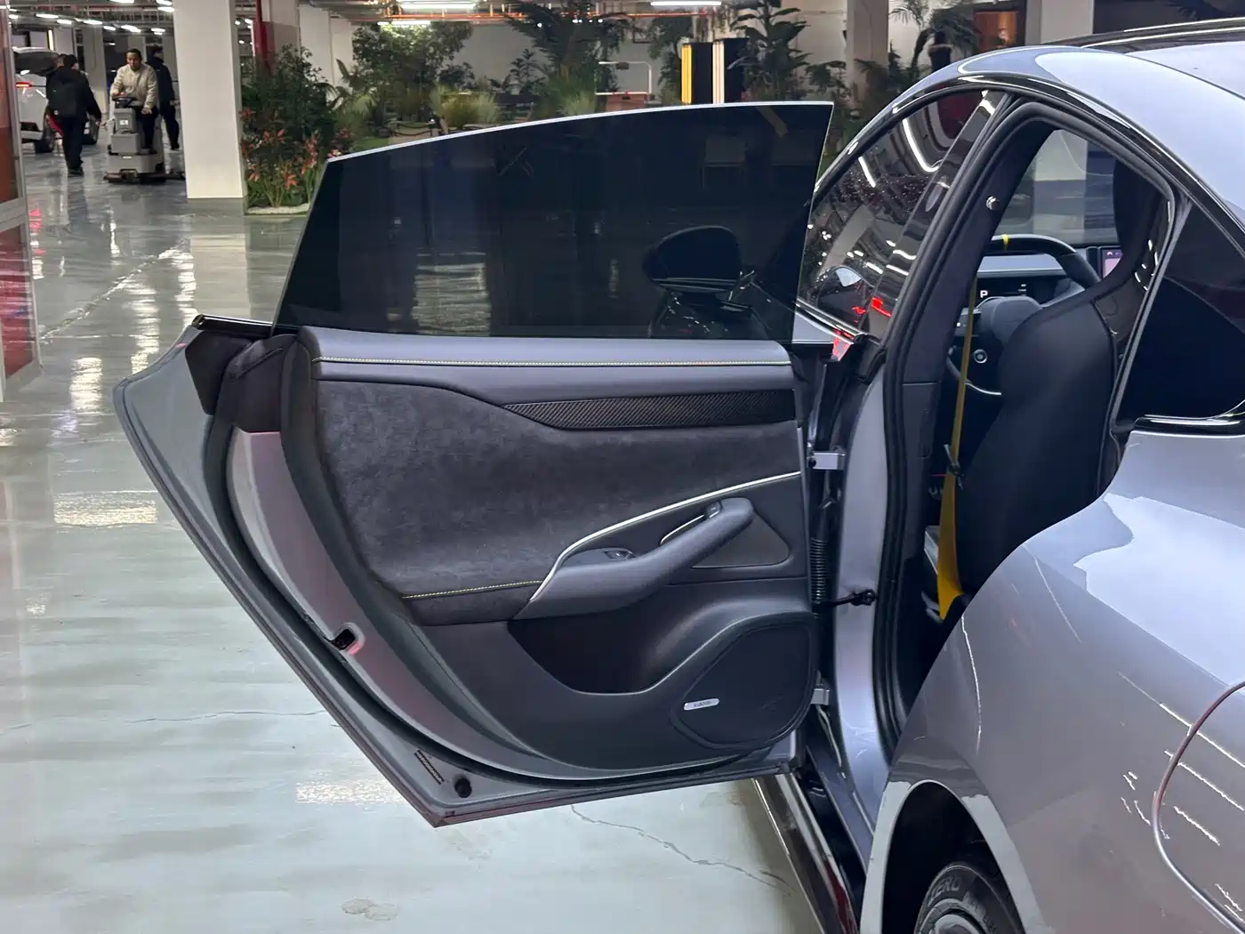 XIAOMI CAR XIAOMI SU7 ULTRA