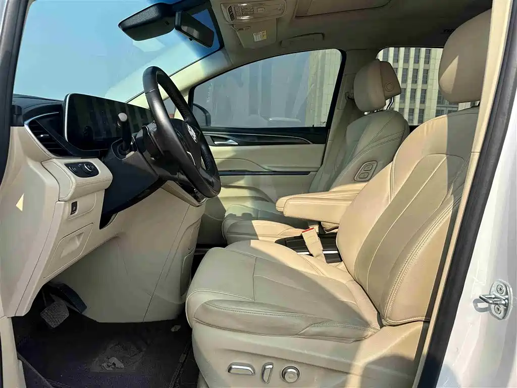 Buick GL8 2023 ES Landmaster Exclusive фото 5