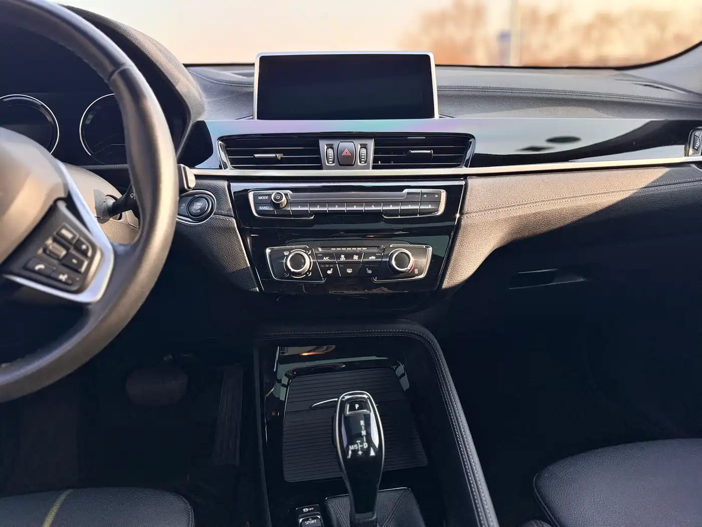 BMW X2 (Import) 2019 sDrive20i M Off-Road Package China VI фото 10