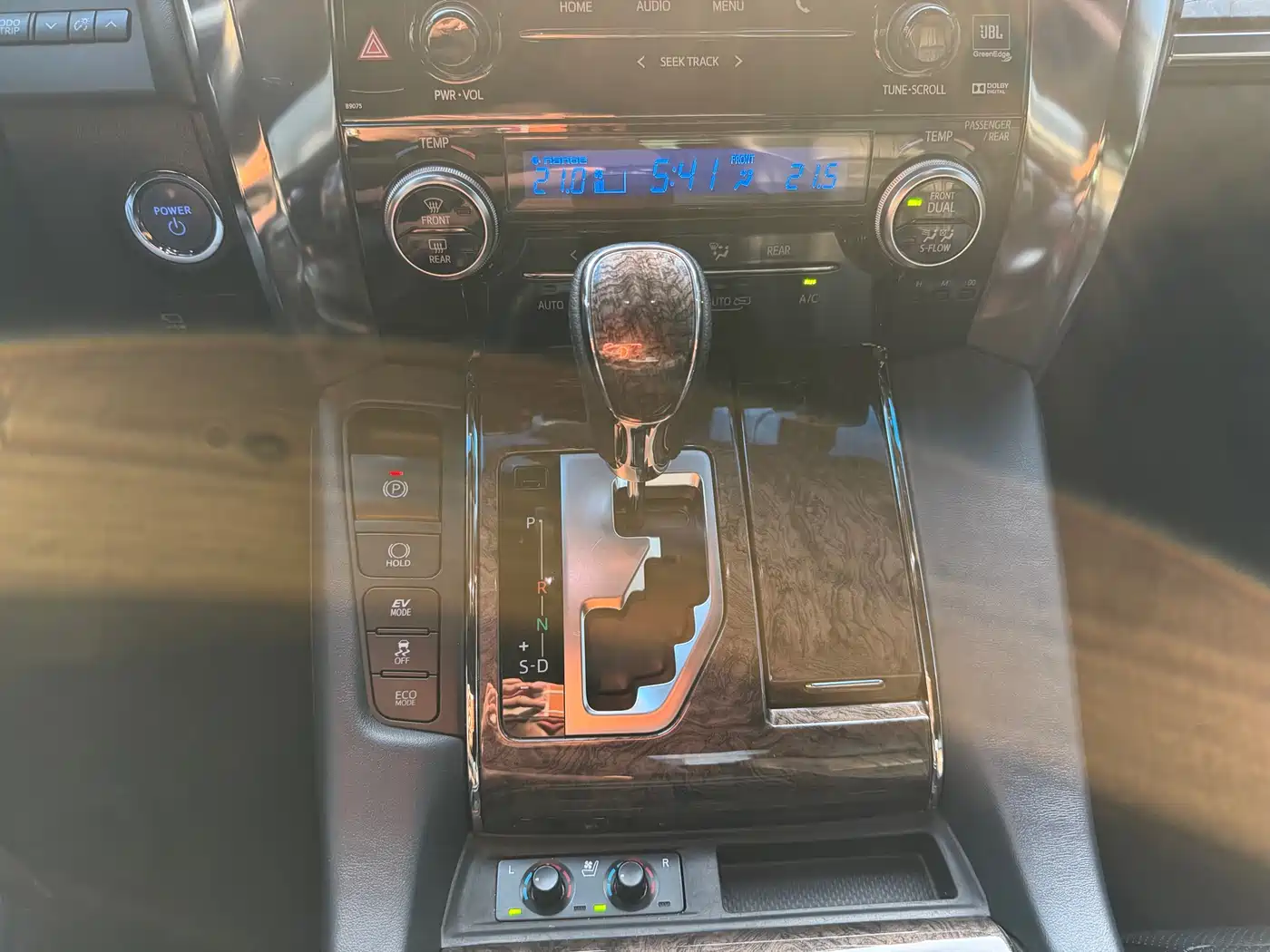 Toyota Vellfire 2019 2019 Hybrid 2.5L HV Premium Edition