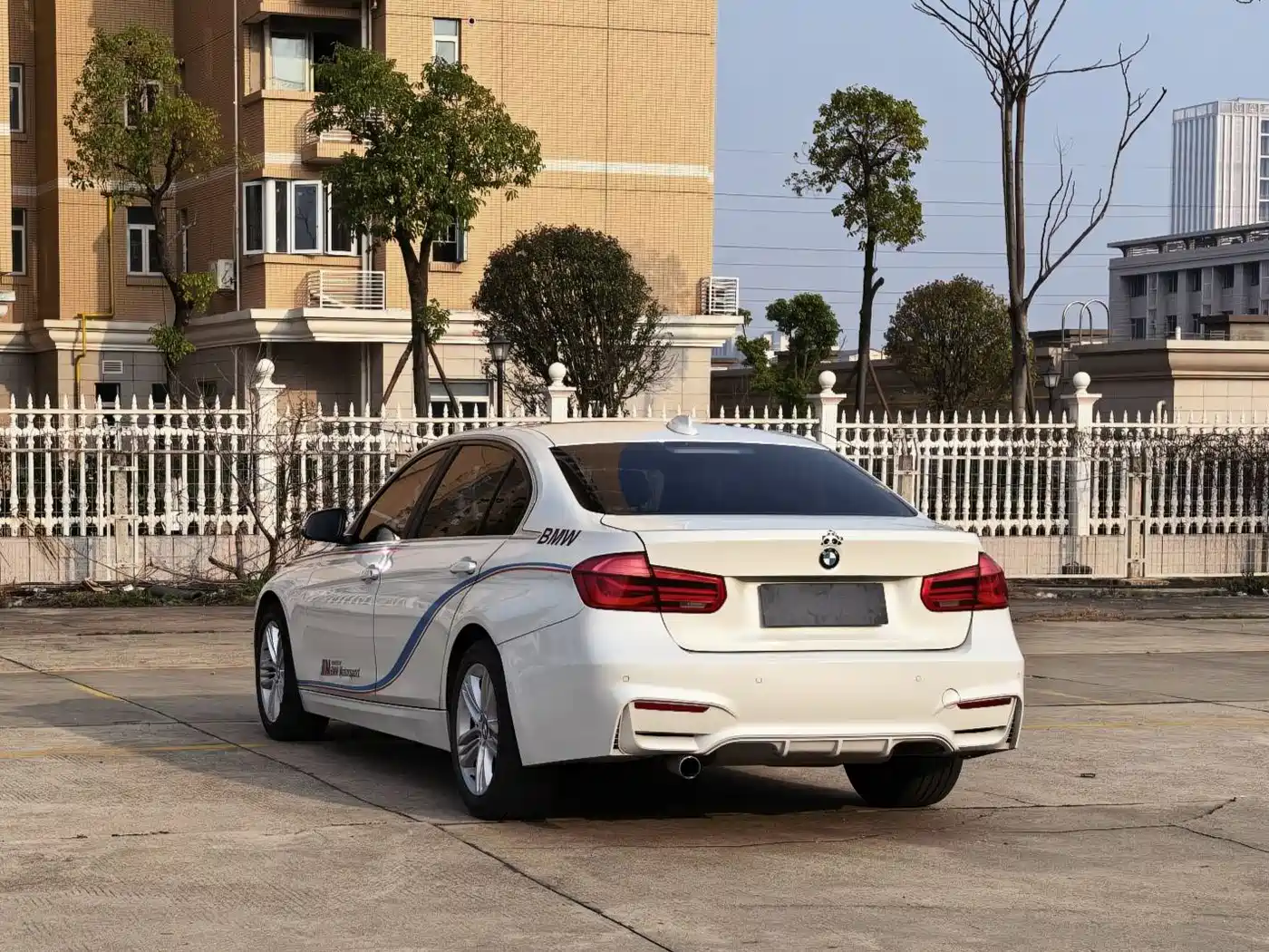 BMW 3 Series 2016 320Li Progressive фото 4