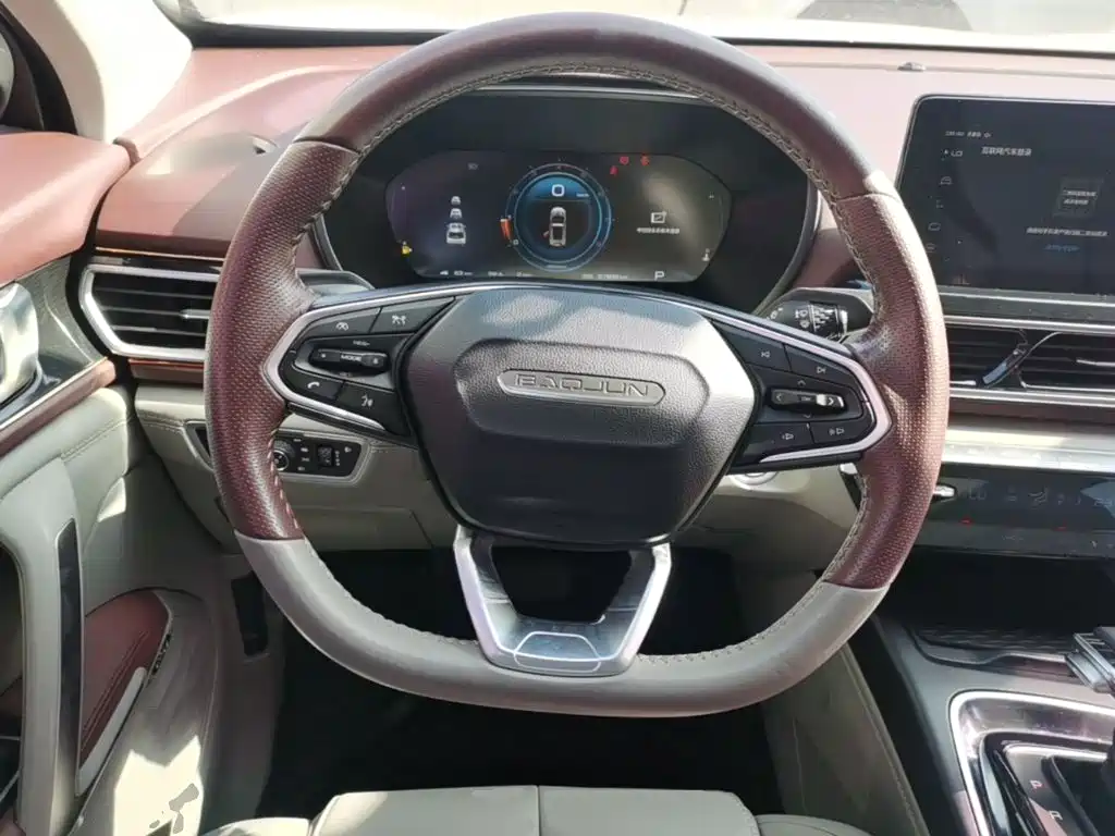 Фото 11 - Baojun RS-5