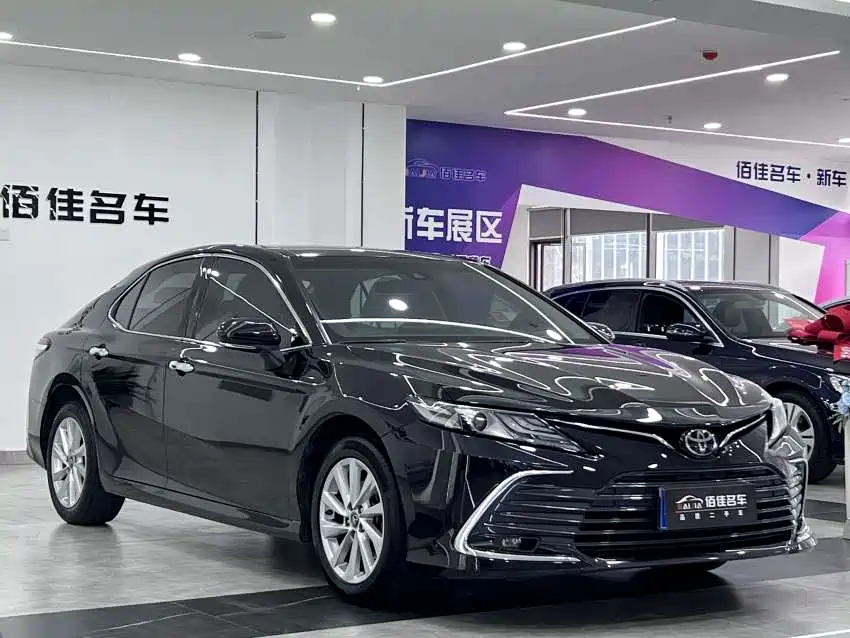 Toyota Camry 2021 2.0G Luxury Edition фото 3