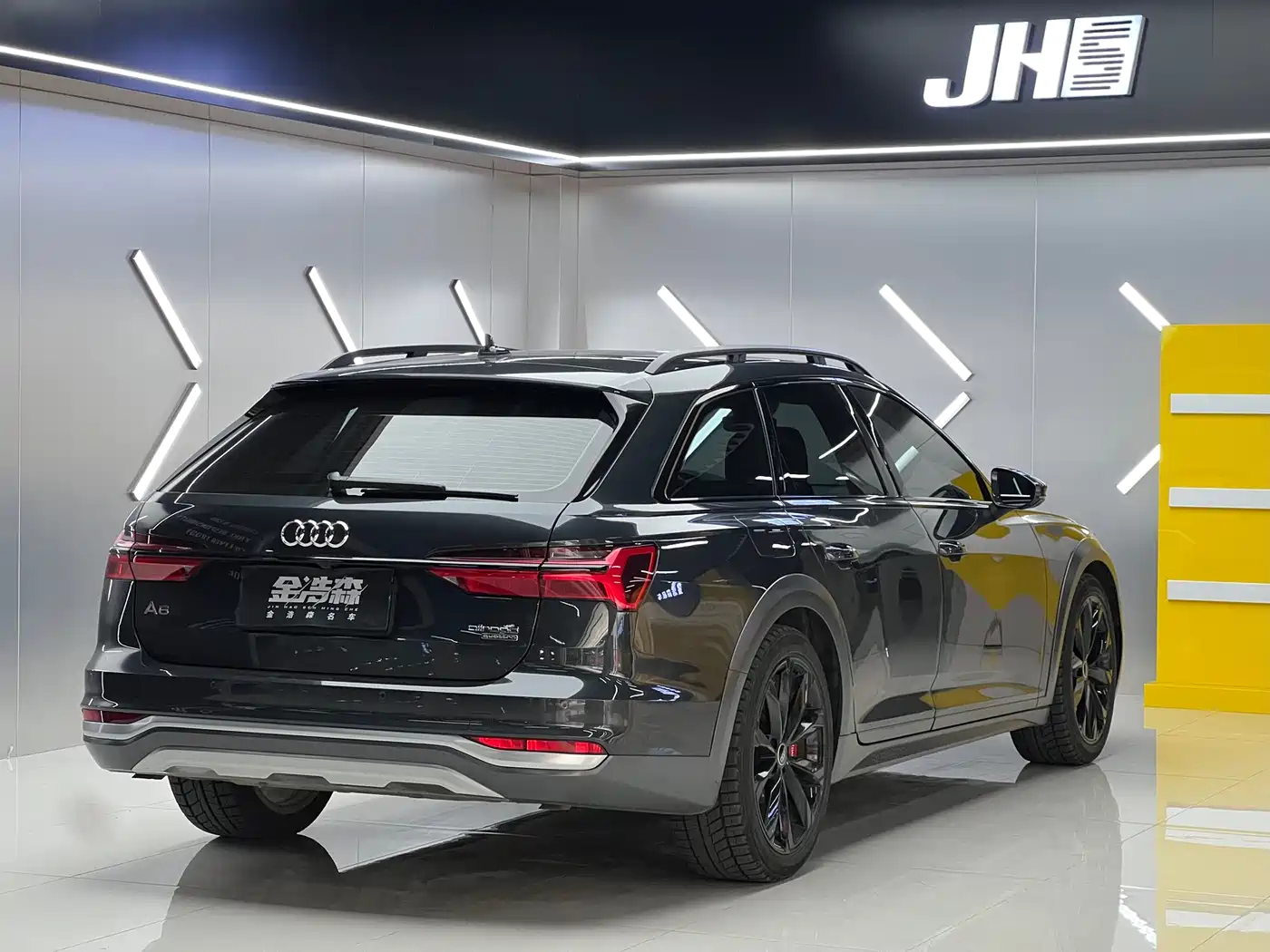 Audi A6 (Import) 2023 Model allroad quattro 55 TFSI Premium Off-road Version фото 6